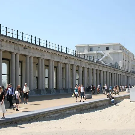 In Mariakerke With Stunning Sea Views Apartamento