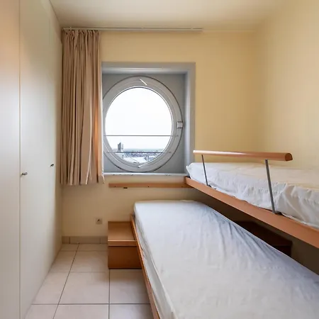 Apartamento In Mariakerke With Stunning Sea Views Ostende