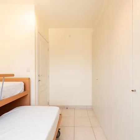 Apartamento In Mariakerke With Stunning Sea Views *